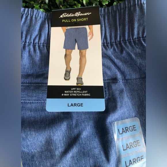 NWT 3 Pairs of Eddie Bauer Men’s Shorts : Size Large - Picture 4 of 8
